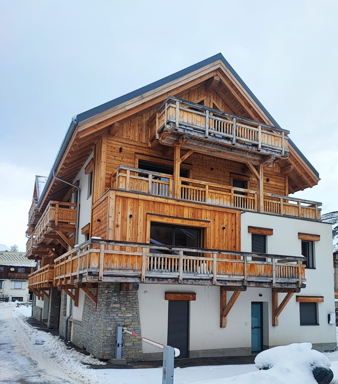 Chalet RedMount exterior in winter